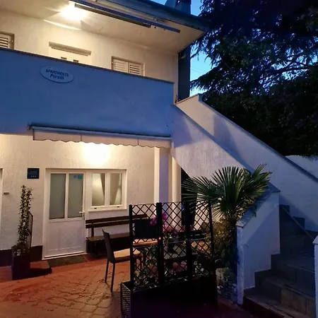 Poretti For 2,in Center Parking Free In The Yard,6 Min Walk Apartment