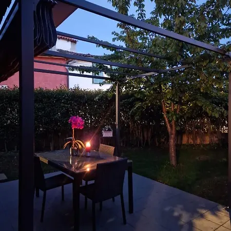 Poretti For 2,in Center Parking Free In The Yard,6 Min Walk Apartment
