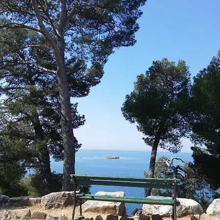 Poretti For 2,in Center Parking Free In The Yard,6 Min Walk Apartment Rovinj