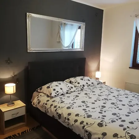 Appartement Poretti For 2,in Center Parking Free In The Yard,6 Min Walk Rovinj