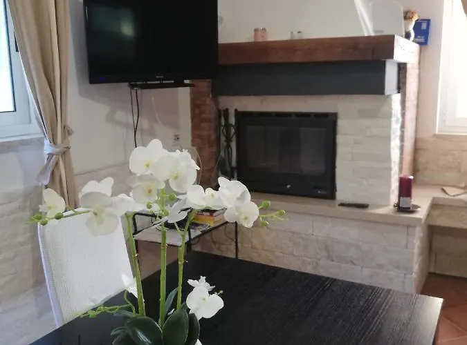 Apartamento Poretti For 2,in Center Parking Free In The Yard,6 Min Walk Rovinj