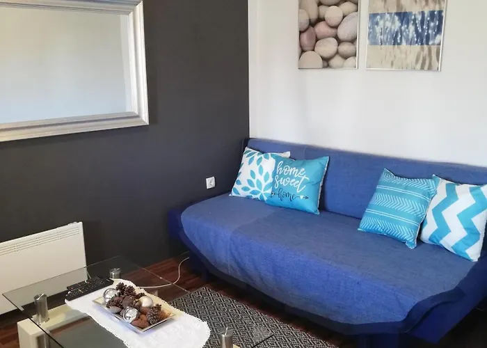 Poretti For 2,in Center Parking Free In The Yard,6 Min Walk Apartamento *