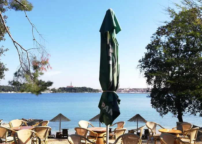 Apartamento Poretti For 2,in Center Parking Free In The Yard,6 Min Walk *